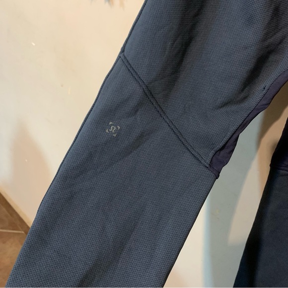 Lululemon Grid Tech Pant Navy Blue Small - Picture 6 of 7